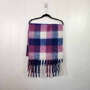 Badgley Mischka Pink Blue White Plaid Fuzzy Blanket Scarf Winter Fringe Soft